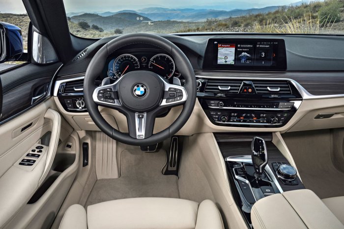 BMW Řada 5 530d (265 Hp) Steptronic na prodej za 1111812 Kč