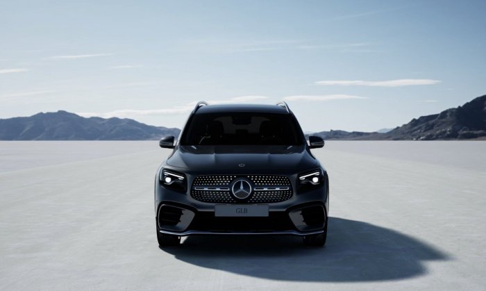 Mercedes-Benz GLB GLB 200d (150 Hp) 4MATIC 8G-DCT na operativní leasing za 14078 Kč/měs.
