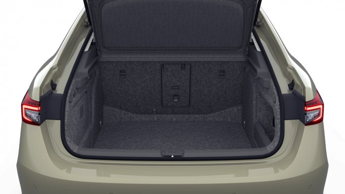 Škoda Superb 1,5 TSI iV (204 Hp) PHEV na operativní leasing za 8899 Kč/měs.