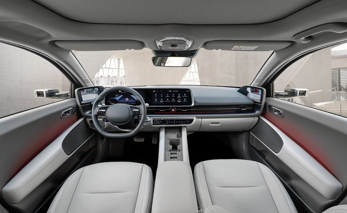 Hyundai IONIQ 6 ECO 53 kWh (151 Hp) na operativní leasing za 14584 Kč/měs.