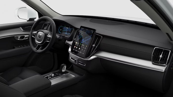 Volvo XC90 B5 (250 Hp) AWD Mild hybrid Aut na operativní leasing za 18894 Kč/měs.
