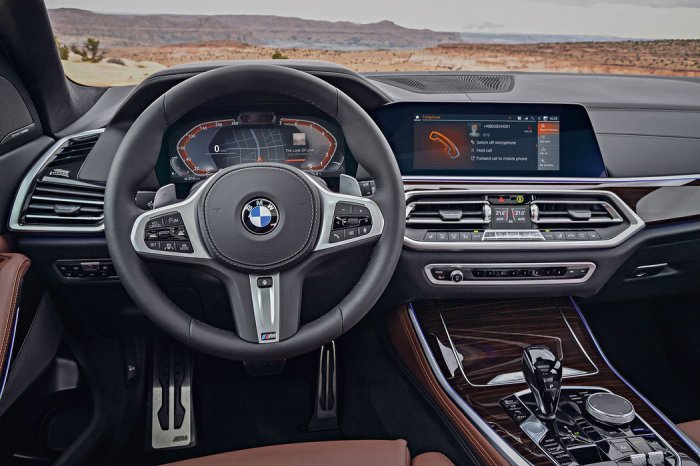 BMW X5 40i (333 Hp) Mild Hybrid xDrive Steptronic na prodej za 1729000 Kč