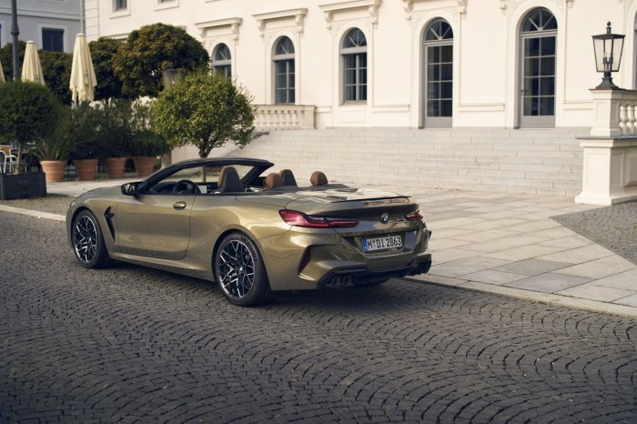 BMW M8 M850i (530 Hp) xDrive Cabrio na prodej za 2992579 Kč