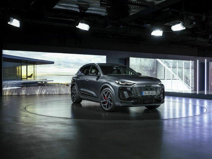 Audi Q6 e-tron SQ6 e-tron (489 Hp) quattro na prodej za 1673322 Kč