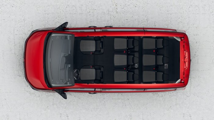 Volkswagen Caravelle T7 2.0 TDI (150 Hp) DSG na operativní leasing za 13346 Kč/měs.