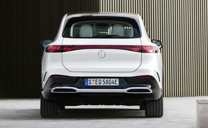 Mercedes-Benz EQS SUV EQS 580 (544 Hp) 4MATIC Electric Art Edition na prodej za 3193900 Kč