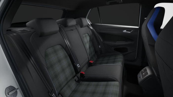 Volkswagen Golf 1.5 TSI (272 Hp) PHEV DSG na operativní leasing za 8674 Kč/měs.