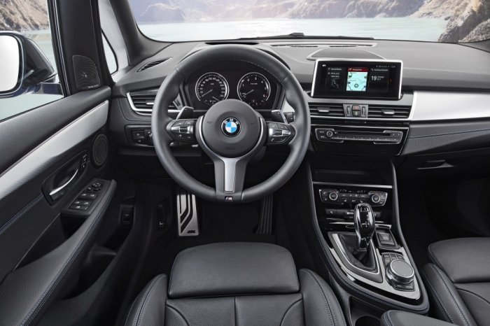 BMW Řada 2 218d (150 Hp) Steptronic na prodej za 661678 Kč