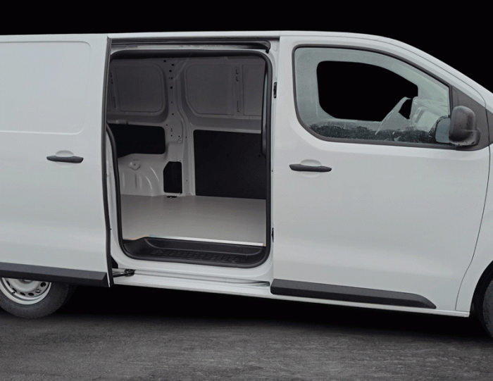Fiat Scudo 2.0 MTJ (145 Hp) 6-man na operativní leasing za 6843 Kč/měs.