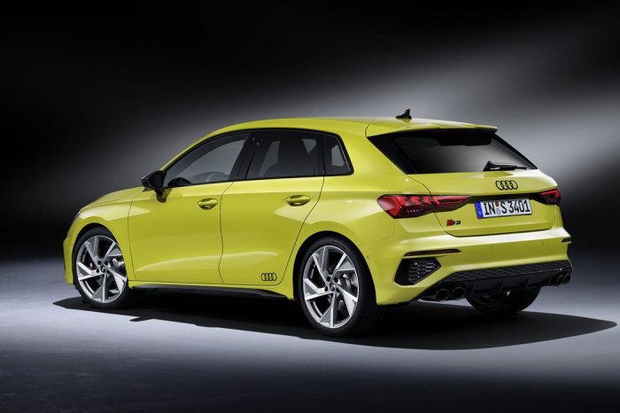 Audi S3 2.0 TFSI (333 Hp) quattro S tronic na prodej za 1157025 Kč