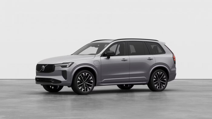 Volvo XC90 T8 (455 Hp) Plug-in hybridní eAWD Aut na operativní leasing za 27463 Kč/měs.