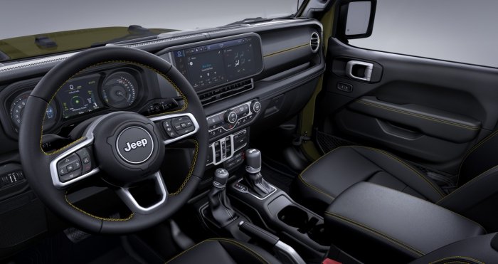 Jeep Wrangler Sahara 2.0 (272 Hp) 4x4 AT8 na operativní leasing za 21014 Kč/měs.