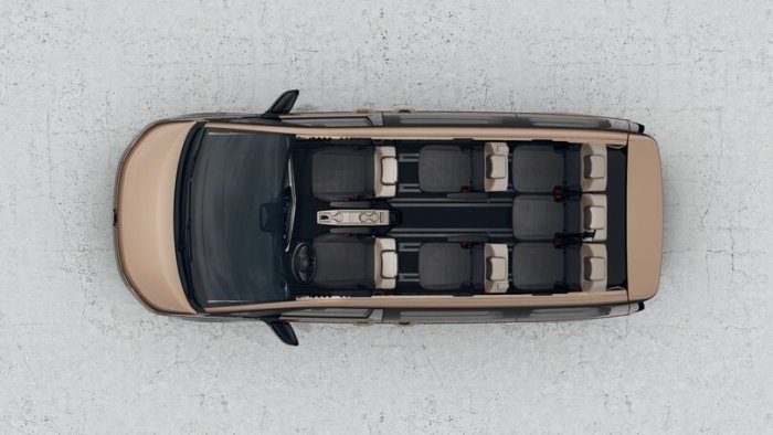 Volkswagen Multivan 1.5 TSI (245 Hp) plug-in 4MOT na operativní leasing za 14999 Kč/měs.