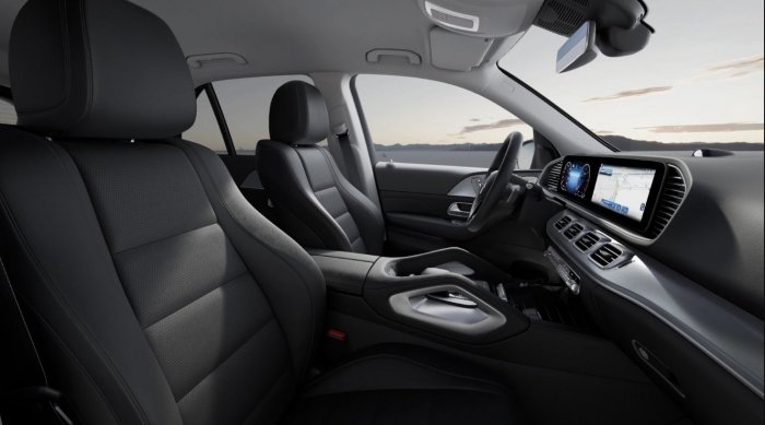 Mercedes-Benz GLE GLE 450d (367 Hp) Mild Hybrid 4MATIC 9G-TRONIC na operativní leasing za 23440 Kč/měs.