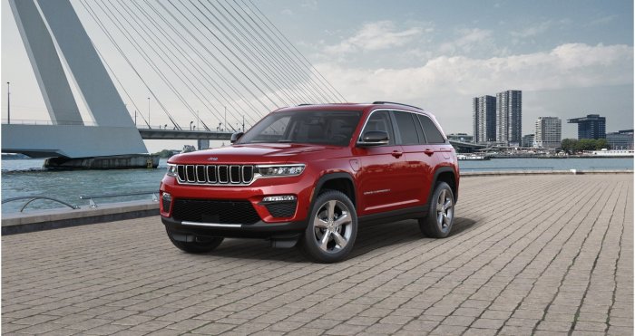 Jeep Grand Cherokee 2.0 Turbo (380 Hp) 4xe AT8 AWD na operativní leasing za 24459 Kč/měs.