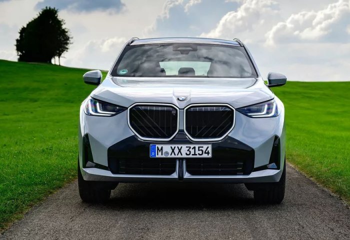 BMW X3 30e (299 Hp) xDrive na prodej za 1221130 Kč