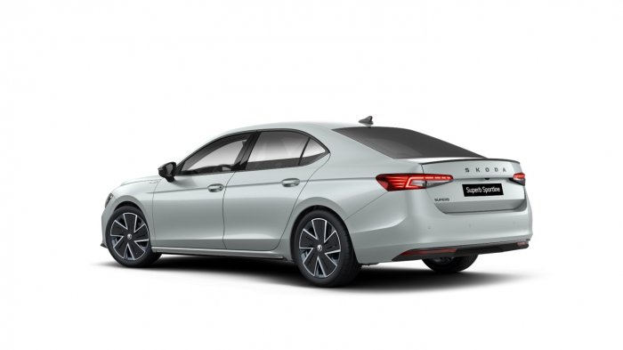 Škoda Superb 2,0 TDI (148 Hp) na operativní leasing za 10499 Kč/měs.