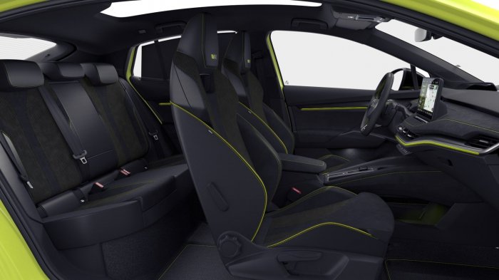 Škoda Enyaq iV RS (79 kWh) na operativní leasing za 13302 Kč/měs.