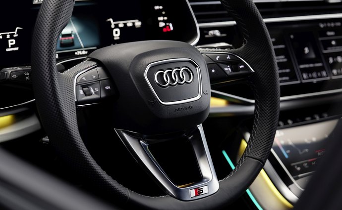 Audi Q8 50 TDI quattro Mild hybrid (286 Hp) Tiptronic 8st. na operativní leasing za 26355 Kč/měs.