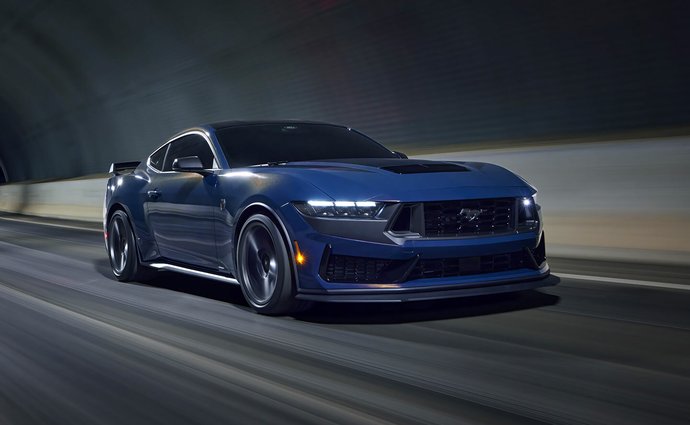 Ford Mustang GT 5.0 V8 (446 Hp) SelectShift na operativní leasing za 21644 Kč/měs.