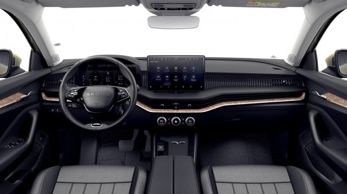 Škoda Superb 2,0 TDI (148 Hp) DSG na operativní leasing za 12072 Kč/měs.
