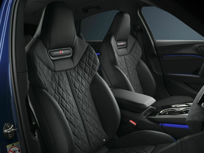 Audi S5 3.0 TFSI (367 Hp) quattro S-tronic na prodej za 1416868 Kč