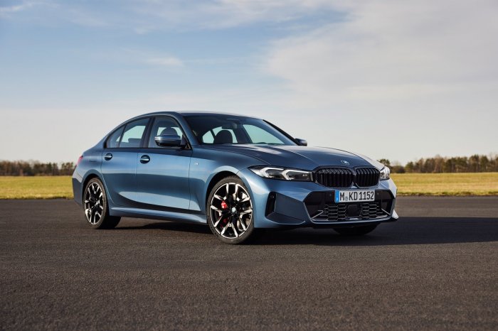 BMW Řada 3 M340i (374 Hp) xDrive na operativní leasing za 24919 Kč/měs.