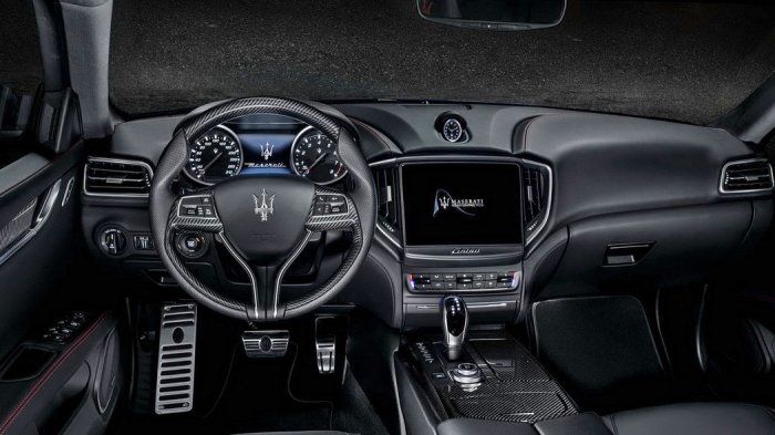 Maserati Ghibli 3.0d V6 (275 Hp) Automatic na prodej za 1000000 Kč