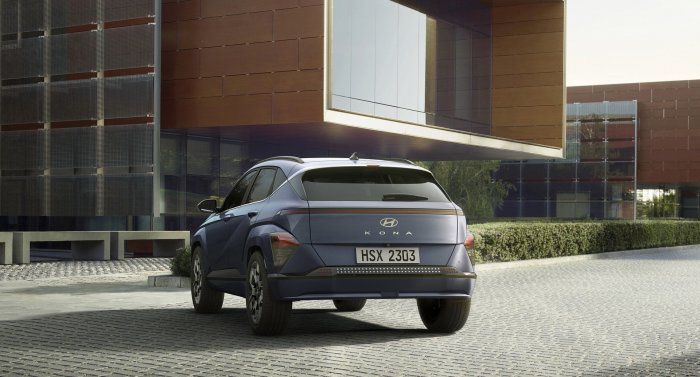 Hyundai Kona POWER 64,8 kWh (203 Hp) na prodej za 785116 Kč