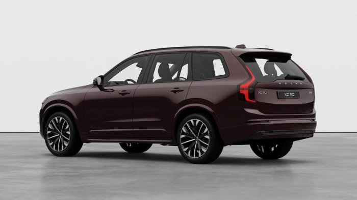 Volvo XC90 B5 (250 Hp) AWD Mild hybrid Aut na operativní leasing za 21292 Kč/měs.