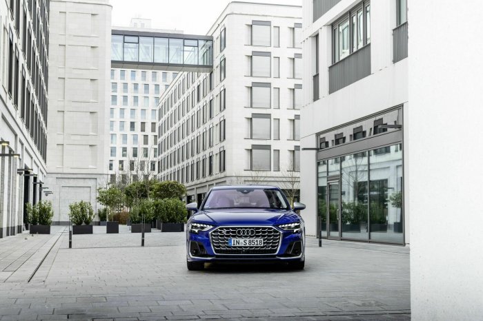 Audi S8 4.0 TFSI V8 (571 Hp) Mild Hybrid quattro tiptronic na prodej za 3247545 Kč