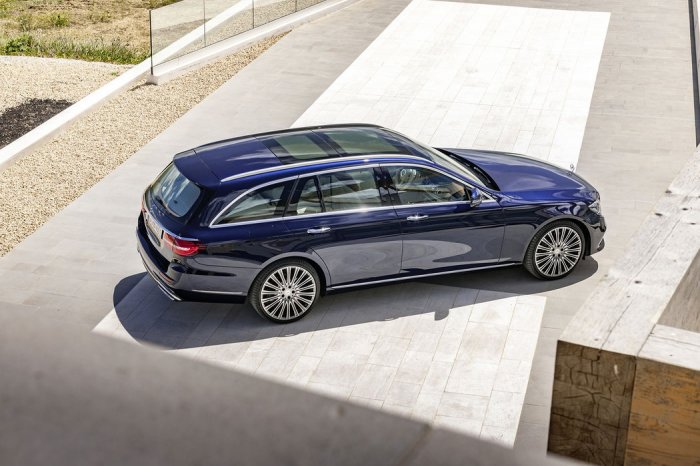 Mercedes-Benz Třída E E 400d (340 Hp) 4MATIC G-TRONIC na prodej za 1320000 Kč