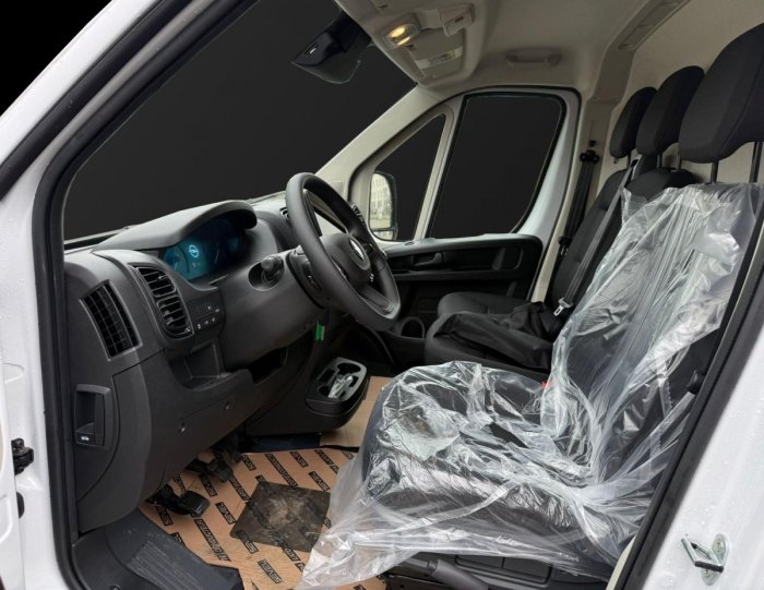 Opel Movano 2.2 CDTi (140 Hp) 6 st. manual na operativní leasing za 8814 Kč/měs.