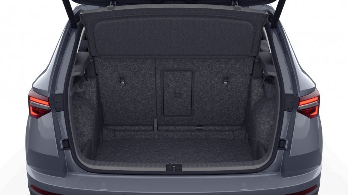 Škoda Karoq 1.5 TSI (150 Hp) DSG na operativní leasing za 7483 Kč/měs.
