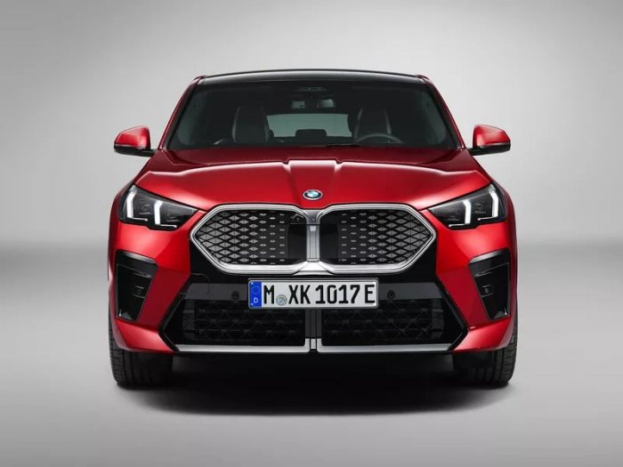 BMW iX2 20 (204 Hp) eDrive na prodej za 871645 Kč