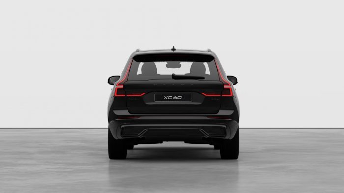 Volvo XC60 2.0 B5 (250 Hp) AWD na operativní leasing za 12988 Kč/měs.