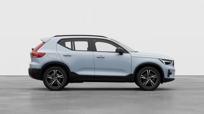 Volvo XC40 2.0 B3 (163 Hp) Mild Hybrid Automatic na operativní leasing za 10377 Kč/měs.