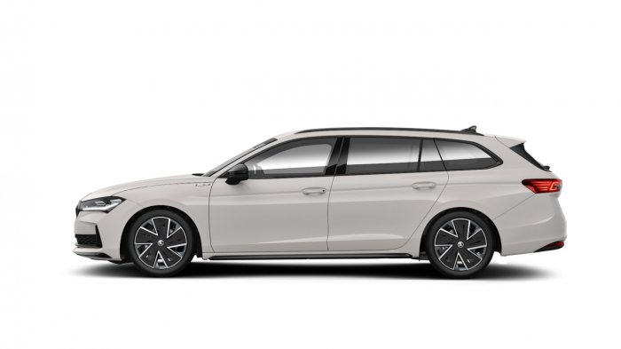 Škoda Superb 1,5 TSI m-HEV (148 Hp) DSG na operativní leasing za 9121 Kč/měs.