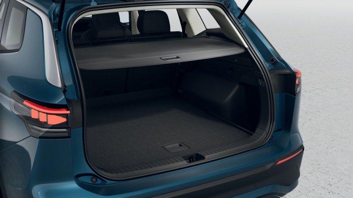 Volkswagen Tayron 1.5 eTSI (150Hp) DSG mHEV na operativní leasing za 8856 Kč/měs.