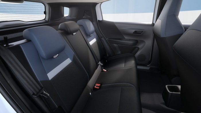 Opel Frontera 1.2 (110 Hp) eDCT na operativní leasing za 6031 Kč/měs.
