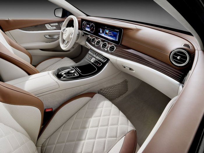 Mercedes-Benz Třída E E 400d (340 Hp) 4MATIC G-TRONIC na prodej za 1320000 Kč